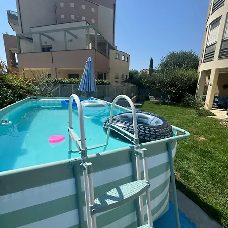 La Casa Blu Con Piscina Deluxe Dom wakacyjny Rimini
